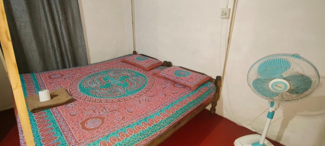 The Blues Hotel Alappuzha Стая снимка