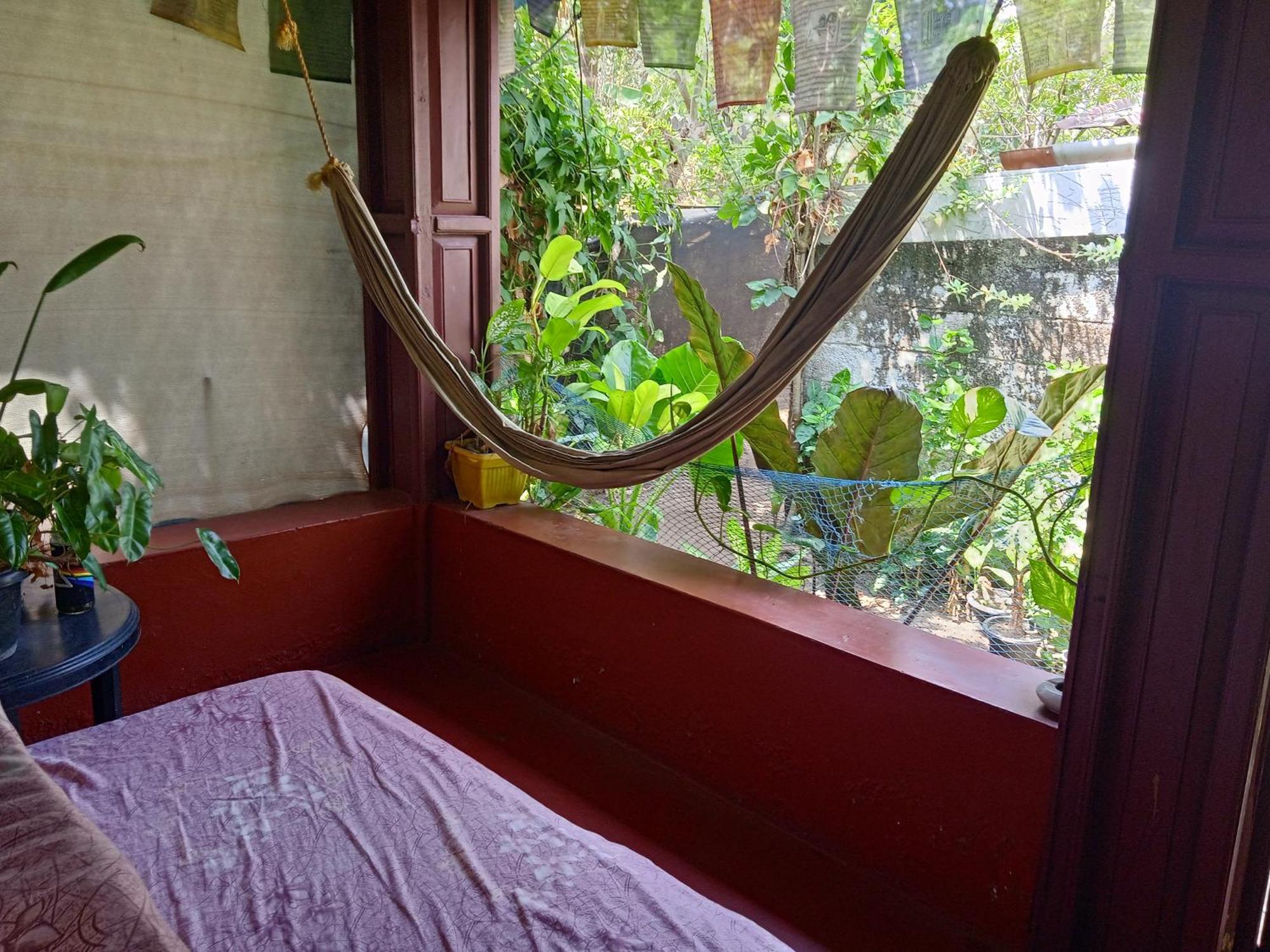 The Blues Hotel Alappuzha Екстериор снимка