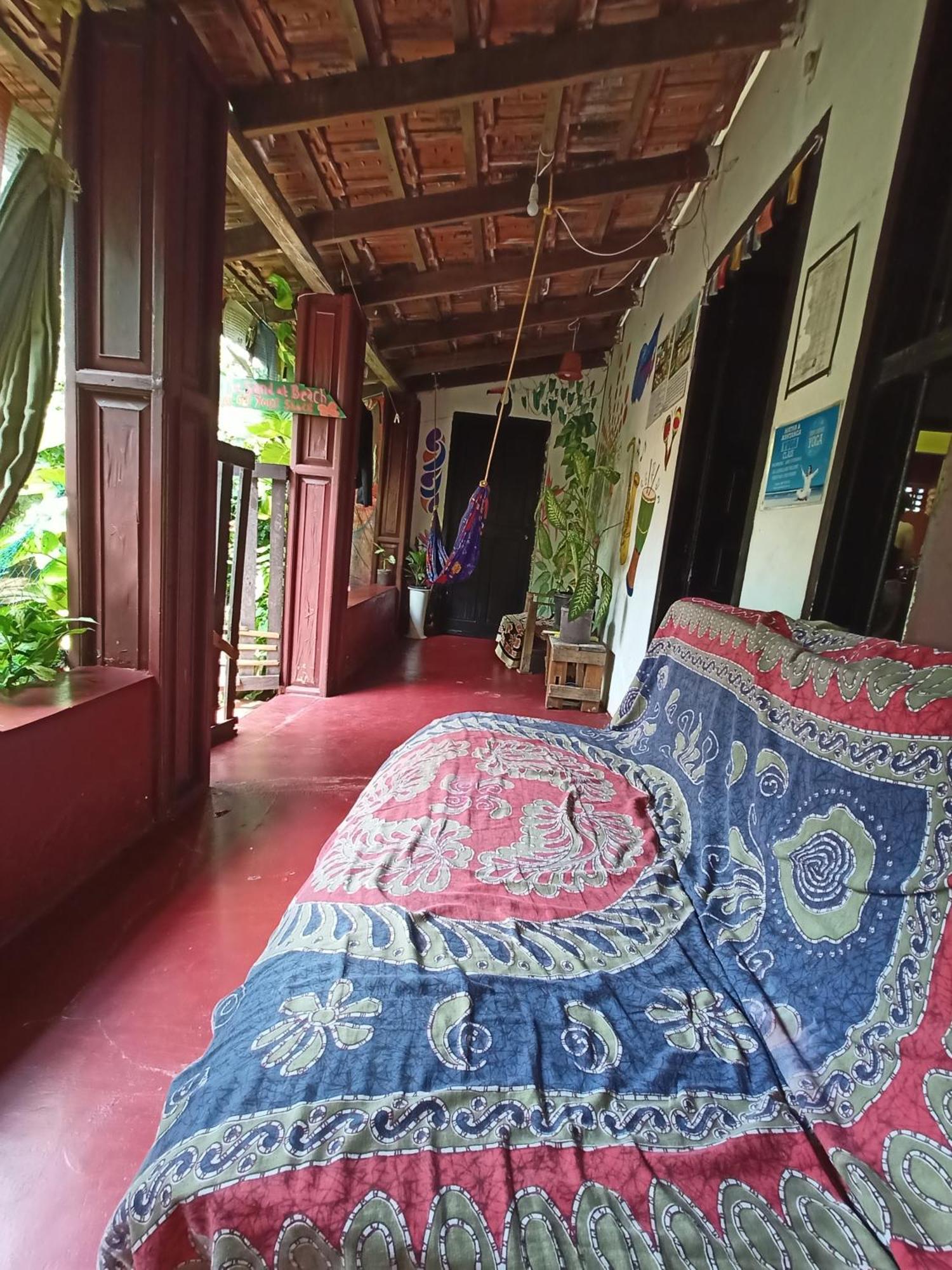 The Blues Hotel Alappuzha Екстериор снимка